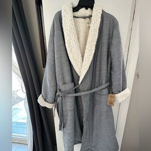Levi intimates & sleepwear housecoat
